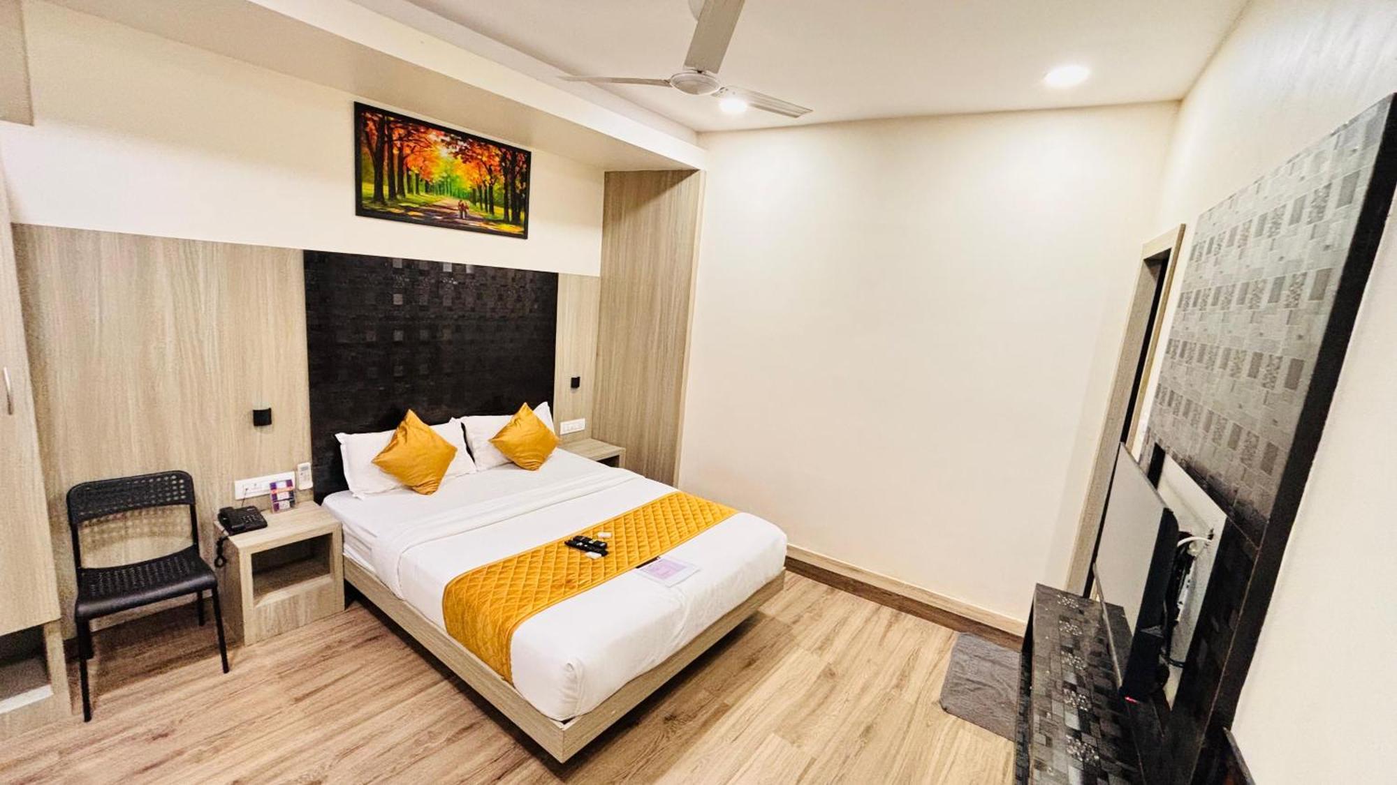 Hotel Arts International Bombay Exterior foto